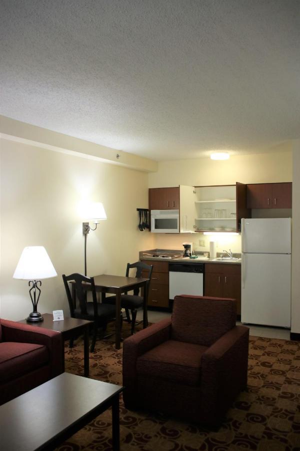 Hawthorn Suites By Wyndham Louisville East Luaran gambar